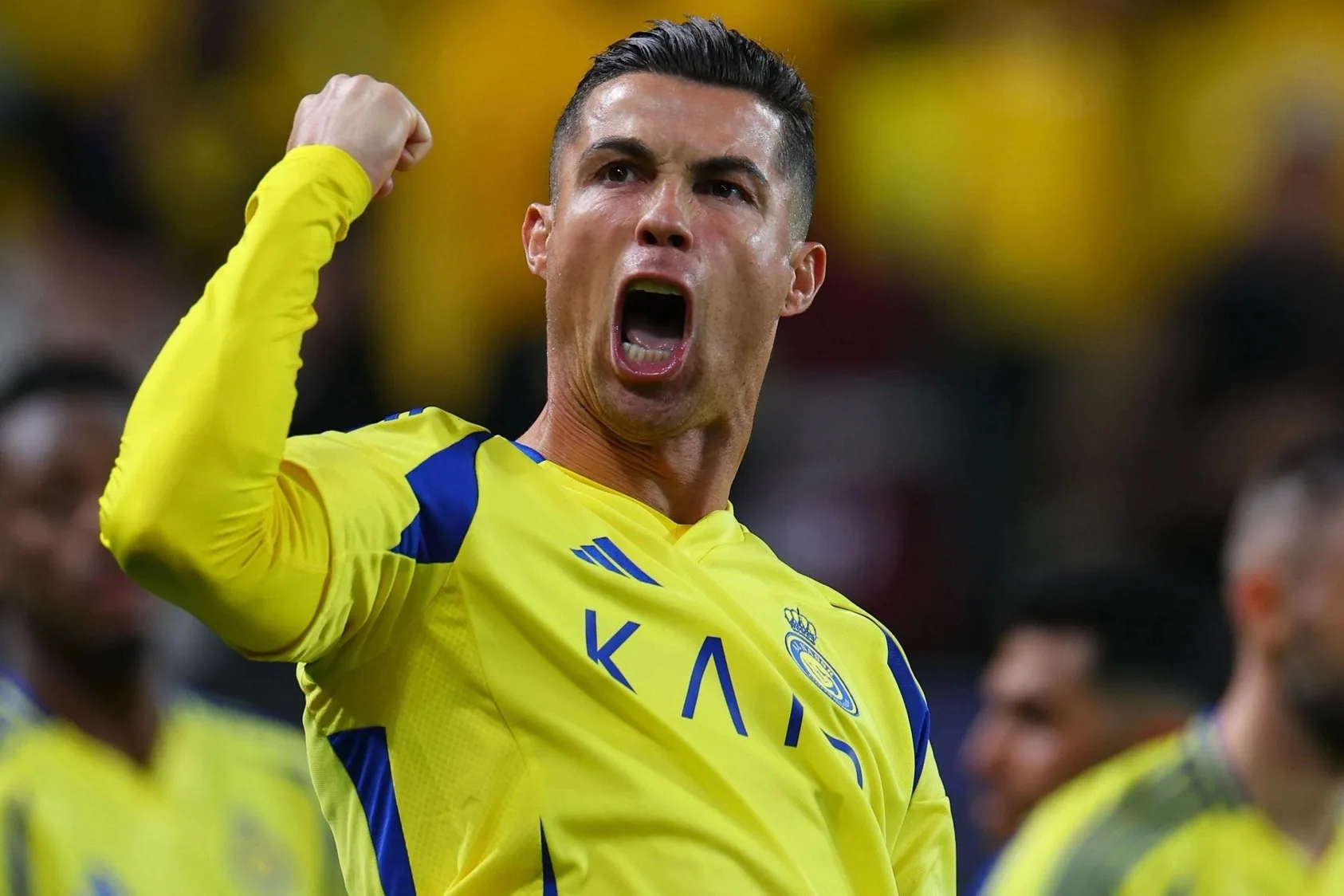 Hé lộ mức phí khổng lồ để đưa C.Ronaldo rời Al Nassr